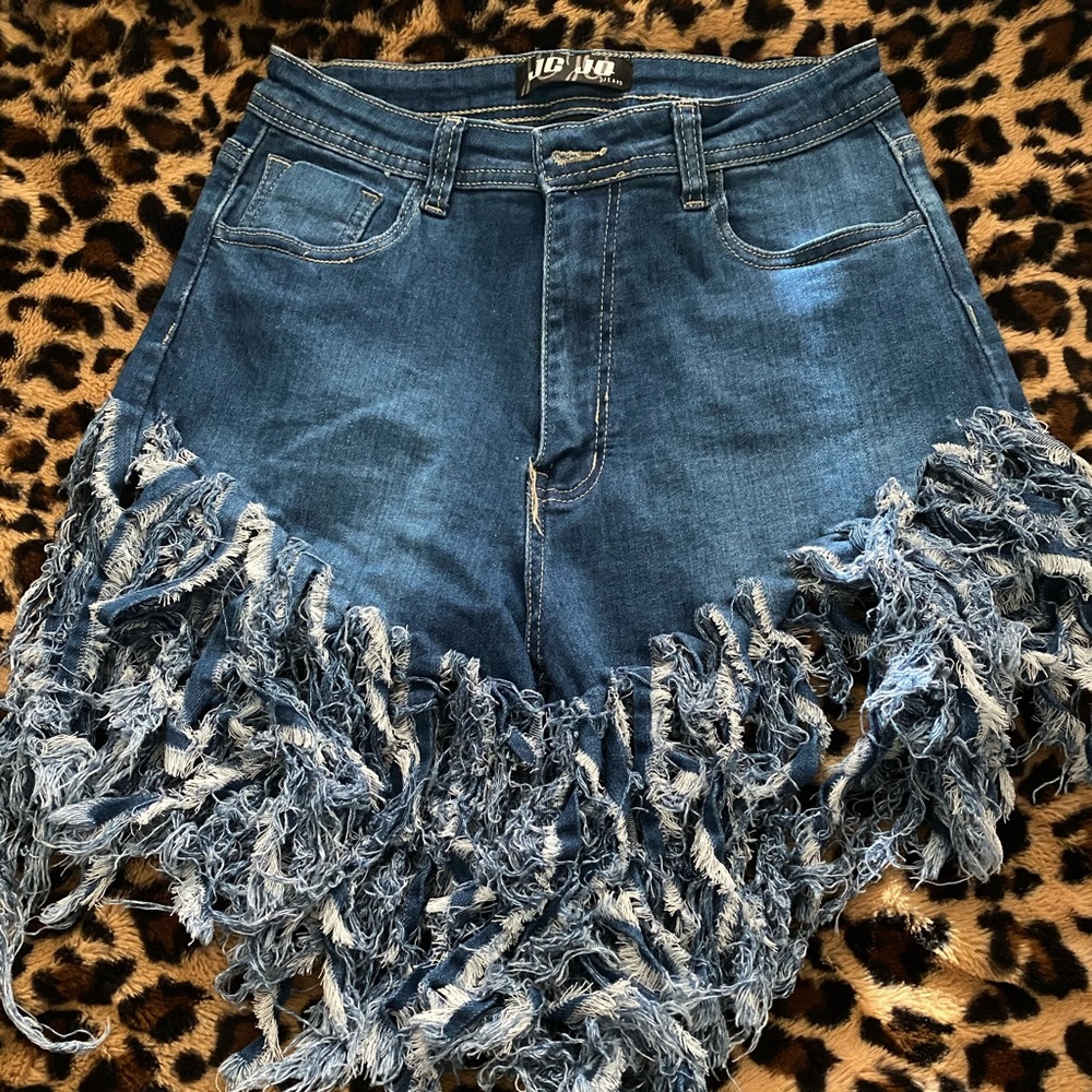 Ladies shorts